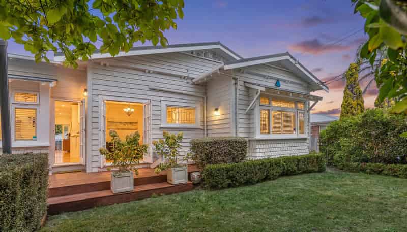 29 Athlone Road, Glendowie