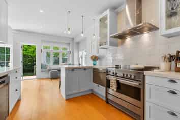 29 Athlone Road, Glendowie