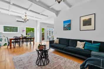 29 Athlone Road, Glendowie