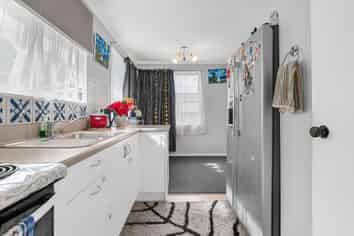 424 Kahikatea Drive, Dinsdale