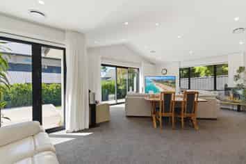 30 High Street, Rosedale