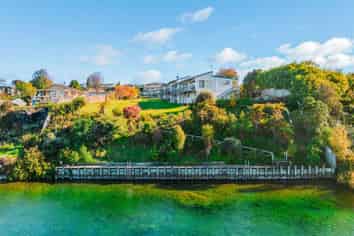 2/40 Norman Smith Street, Nukuhau