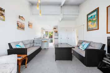 2/40 Norman Smith Street, Nukuhau