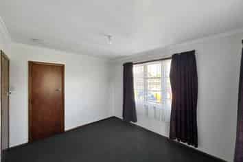 99 College Street, Awapuni