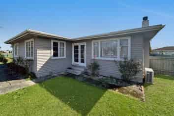 99 College Street, Awapuni