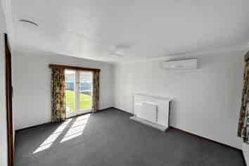 99 College Street, Awapuni