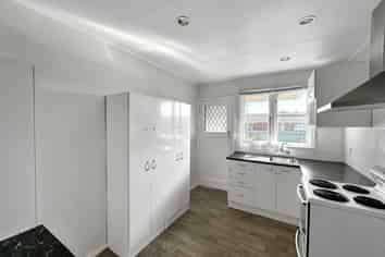 99 College Street, Awapuni