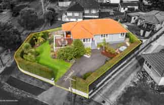 8 Martin Place, Panmure