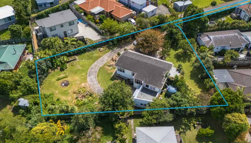 19 Chorley Ave, Massey