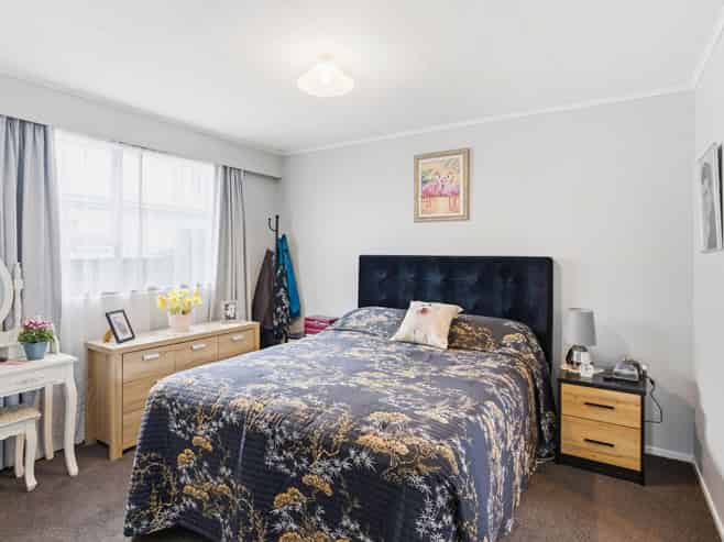 24  New Street, SAINT KILDA