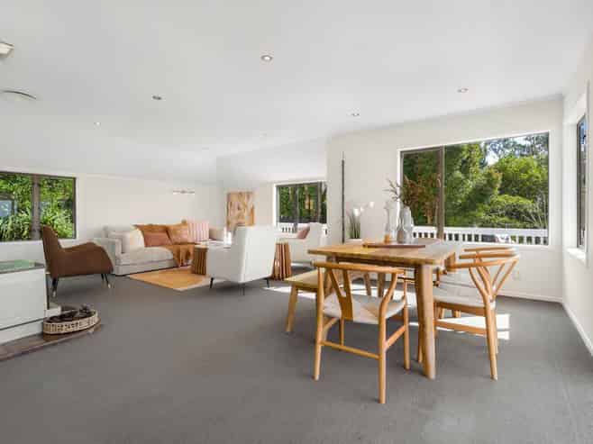 1/135 Oaktree Avenue, Browns Bay