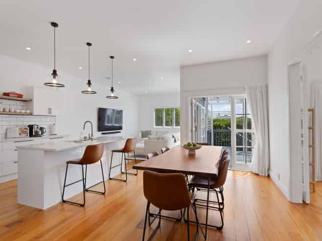 83 Golf Road, New Lynn