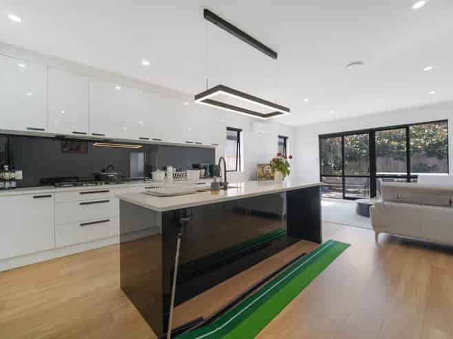 34 Whakatupu Road, Flat Bush