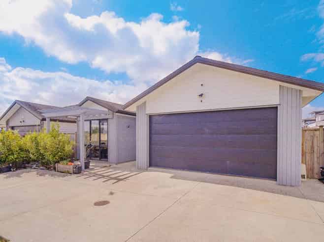 34 Whakatupu Road, Flat Bush