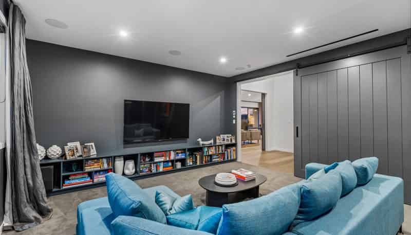 15 Myra Evelyn Grove, Dairy Flat