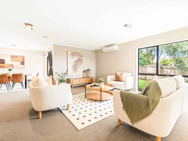 34 Summermist Drive, Northpark