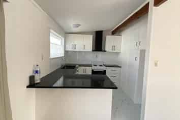 1/32 Kowhai Road, Campbells Bay