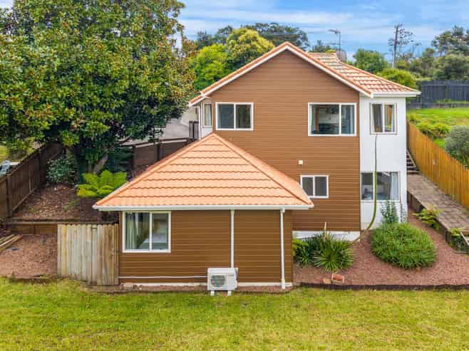 56 Birdwood Road, Swanson