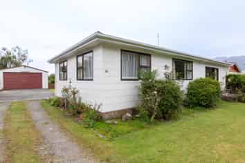 80 Main Road, HARIHARI