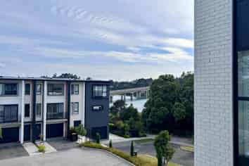 17/194 Buckley Avenue, Hobsonville