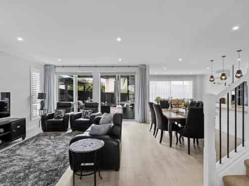 12 Parkview Drive, Gulf Harbour