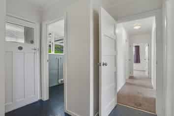 6 Allenby Avenue, Liberton