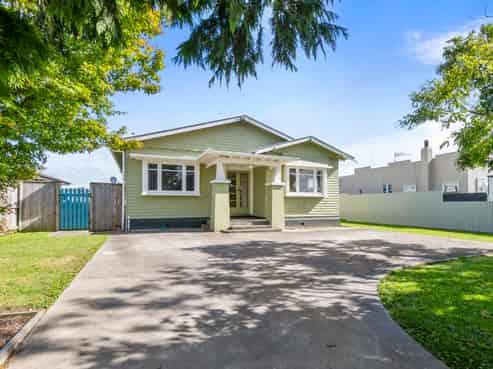 14 Sandilands Street, Feilding