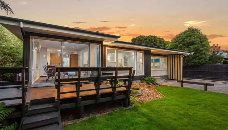 55A Aorangi Road, Bryndwr