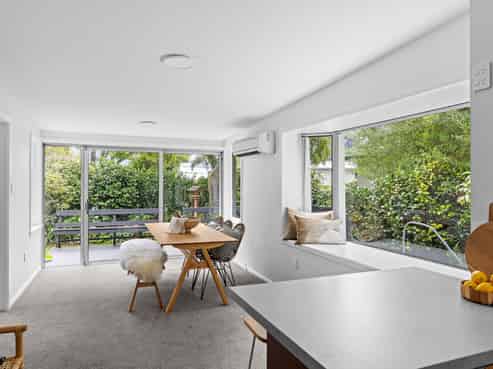 55A Aorangi Road, Bryndwr