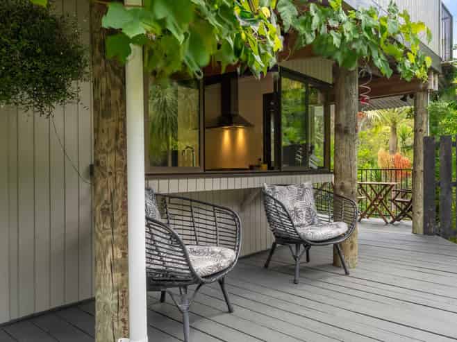 57A Riverside Drive, Riverside