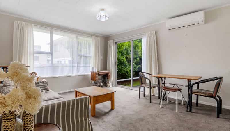 8 McKee Avenue, Fenton Park