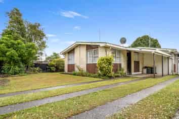 8 McKee Avenue, Fenton Park