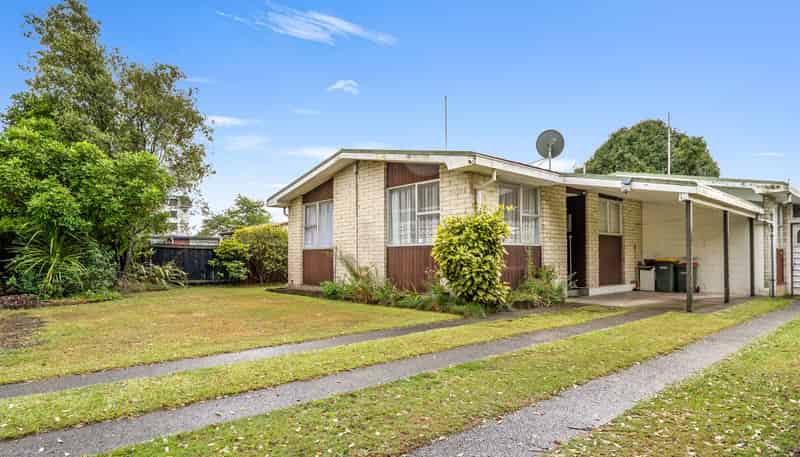 8 McKee Avenue, Fenton Park