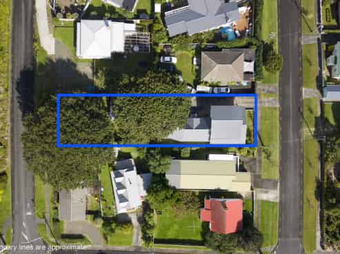 13 Karaka Street, Helensville