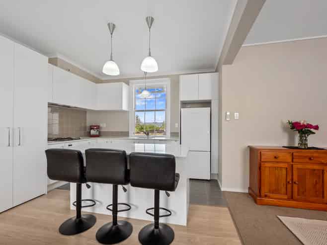 13 Karaka Street, Helensville