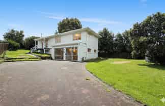 20 Charntay Avenue, Clover Park