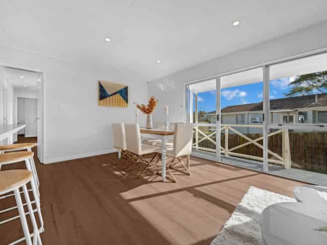 20 Charntay Avenue, Clover Park