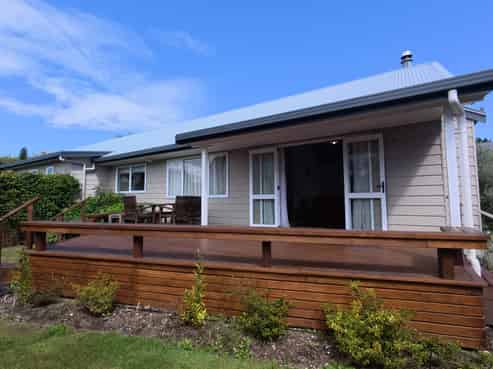 8 Haines Grove, Rainbow Point
