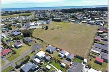8 Hart Street, Foxton Beach