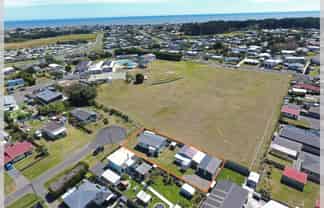 8 Hart Street, FOXTON BEACH
