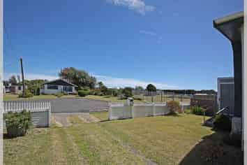 8 Hart Street, Foxton Beach