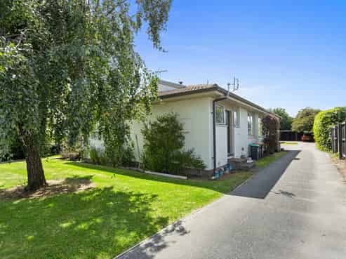 1-4 / 15 Symes Road, Wigram