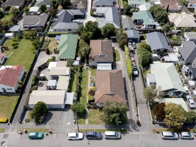 1-4 / 15 Symes Road, Wigram