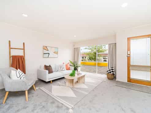 28B Wood Street, TAKARO