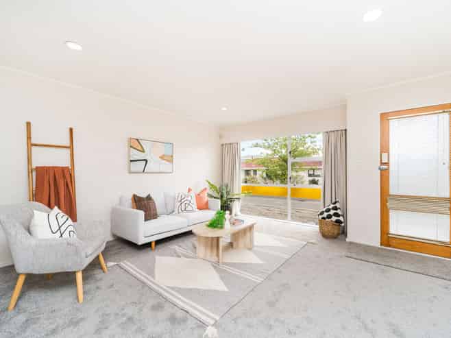 28B Wood Street, TAKARO