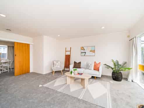 28B Wood Street, TAKARO