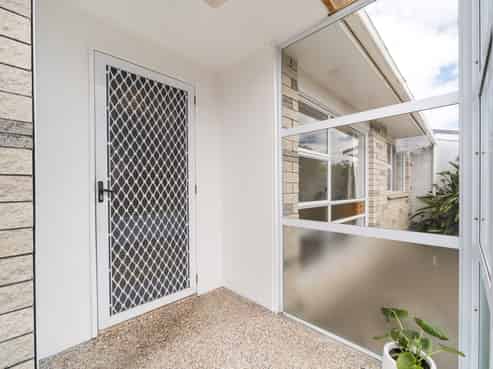 28B Wood Street, TAKARO