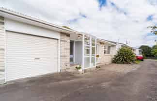 28B Wood Street, TAKARO