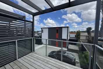 8/21 Lupton Road, Manurewa