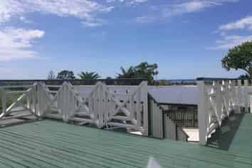 53 West Coast Road, Glen Eden